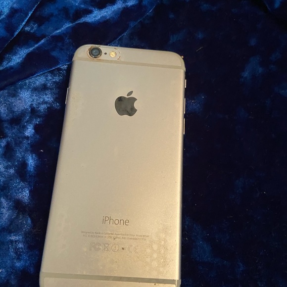 iPhone 4 - Picture 3 of 8